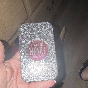 Silver Metal Decorative Plaque Sign Rectangle "It Takes a BIG HEART" Floral